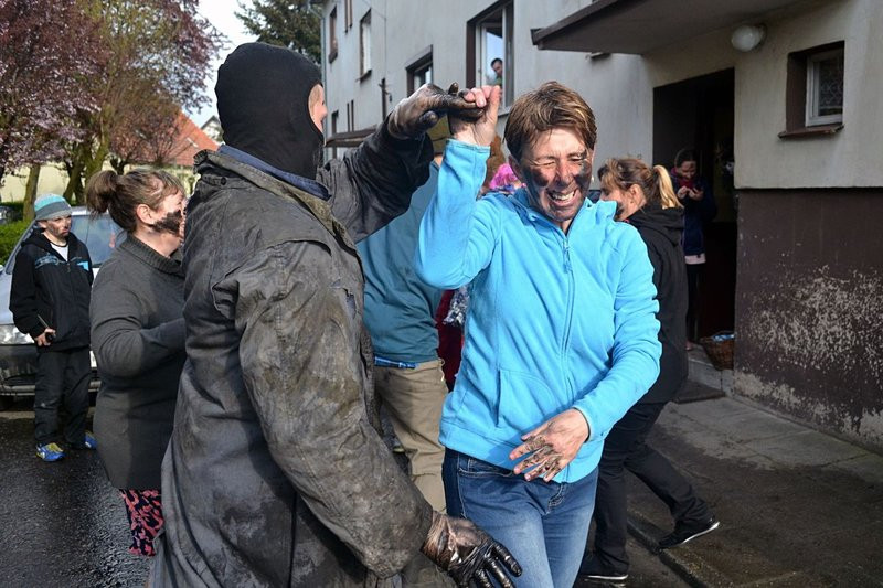 Brylewo opanowali przebierańcy (zdjęcia)