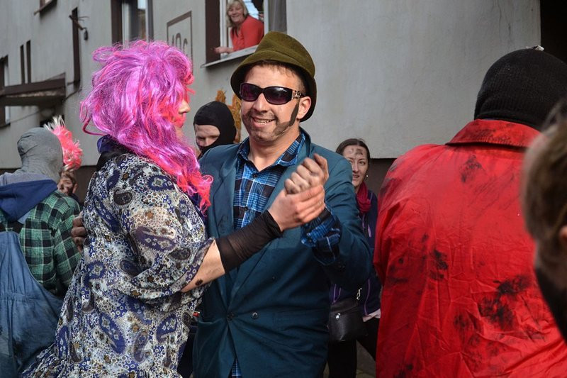 Brylewo opanowali przebierańcy (zdjęcia)