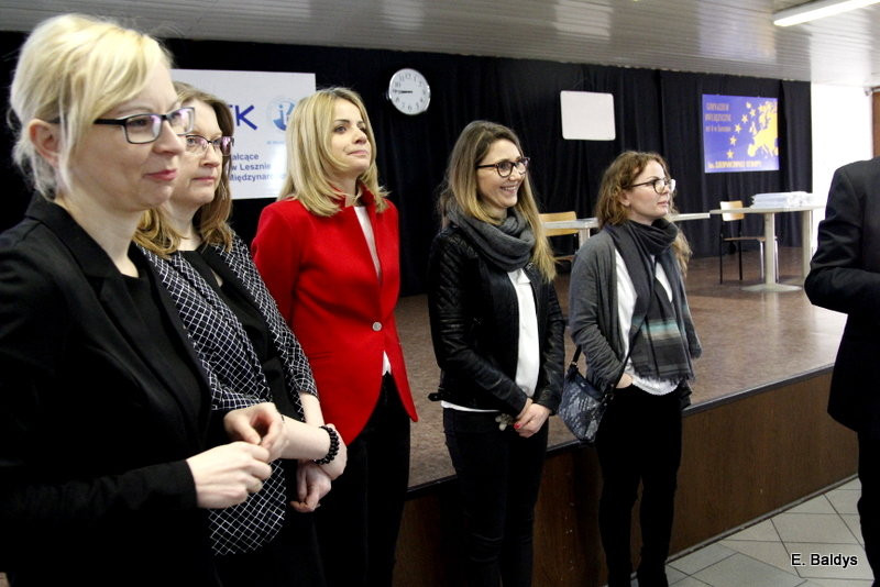 Gimnazjaliści rozpoczęli egzaminy (zdjęcia)