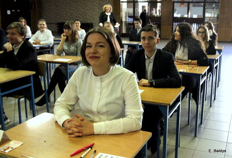 Gimnazjaliści rozpoczęli egzaminy (zdjęcia)