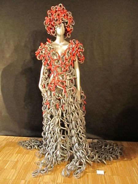 Do przymiarki kostium króla (zdjęcia)