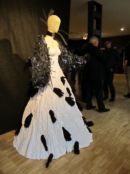 Do przymiarki kostium króla (zdjęcia)