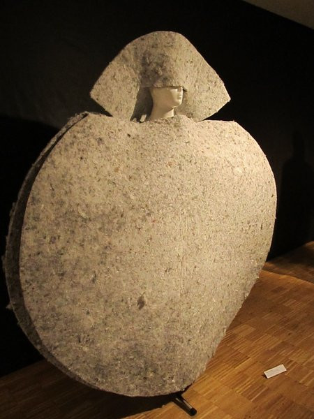 Do przymiarki kostium króla (zdjęcia)