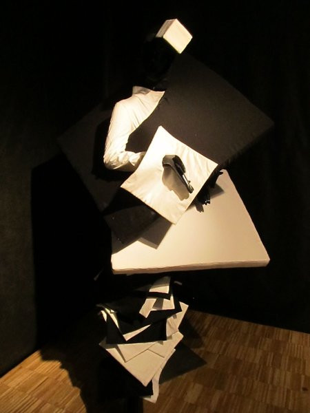 Do przymiarki kostium króla (zdjęcia)