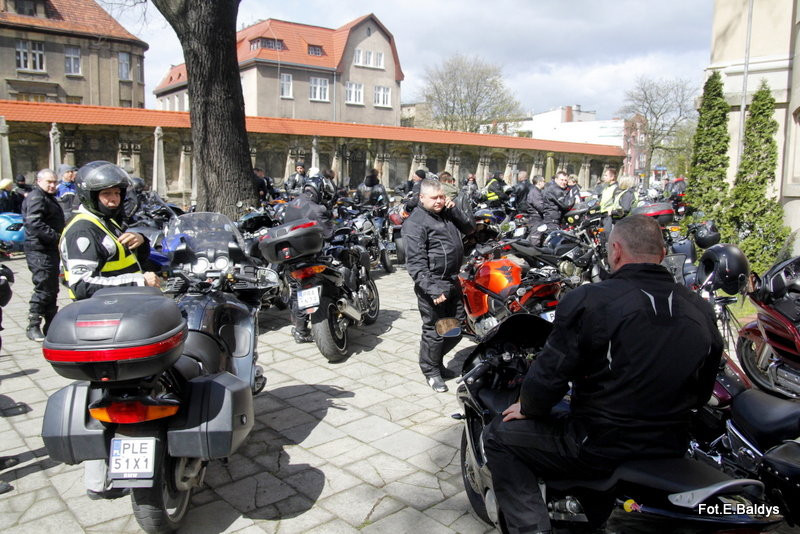 Poświęcone zaryczały (zdjęcia)