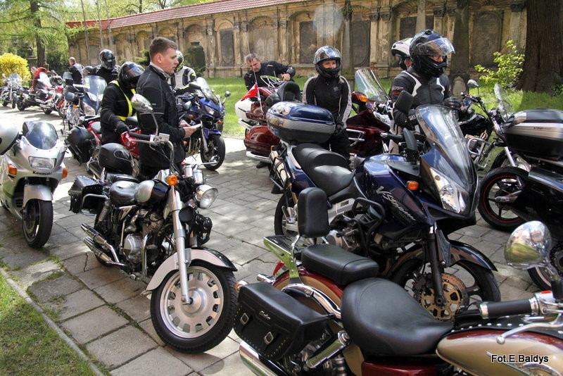 Poświęcone zaryczały (zdjęcia)