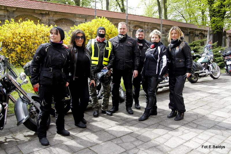 Poświęcone zaryczały (zdjęcia)