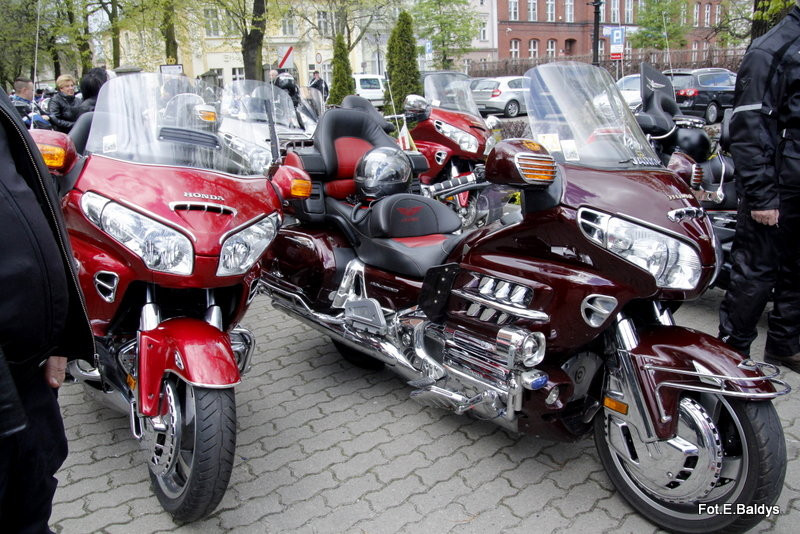 Poświęcone zaryczały (zdjęcia)