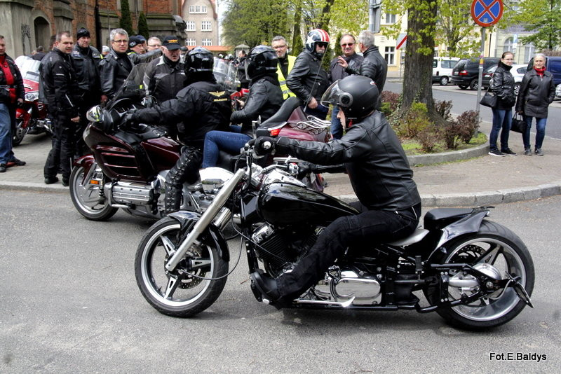 Poświęcone zaryczały (zdjęcia)