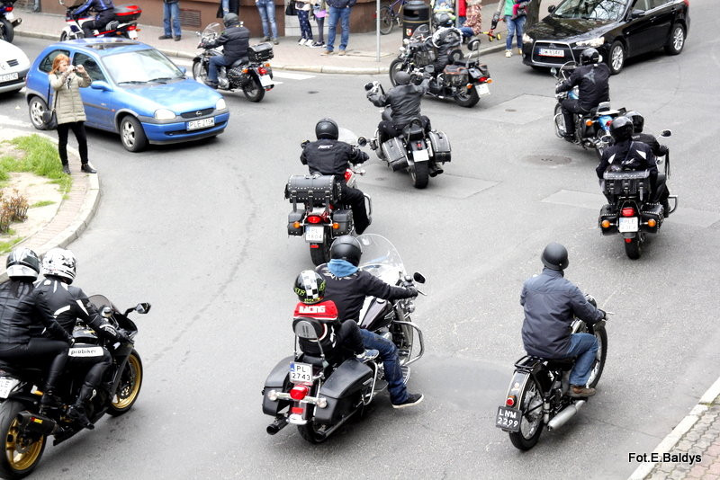 Poświęcone zaryczały (zdjęcia)