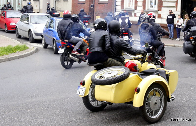 Poświęcone zaryczały (zdjęcia)