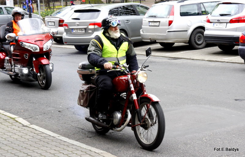 Poświęcone zaryczały (zdjęcia)