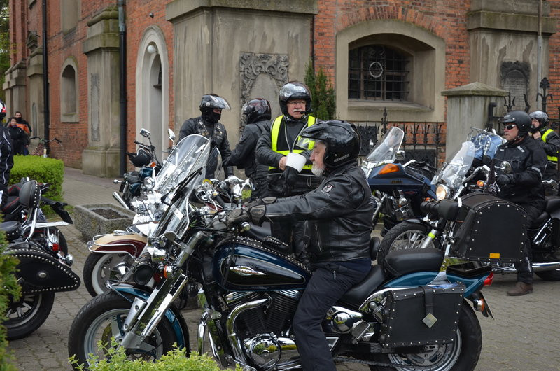 Poświęcone zaryczały (zdjęcia)