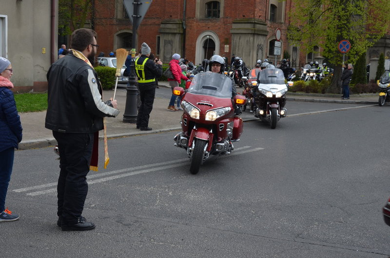 Poświęcone zaryczały (zdjęcia)