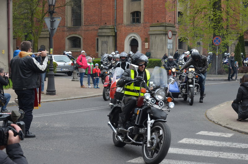 Poświęcone zaryczały (zdjęcia)