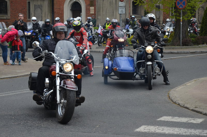 Poświęcone zaryczały (zdjęcia)