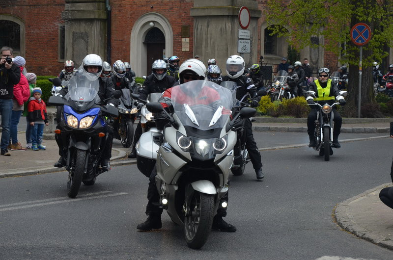 Poświęcone zaryczały (zdjęcia)