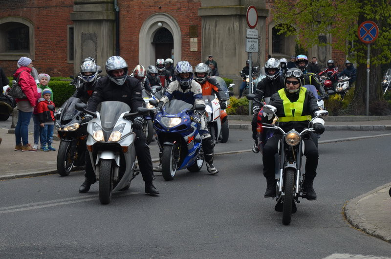 Poświęcone zaryczały (zdjęcia)