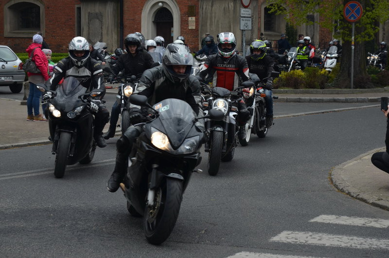 Poświęcone zaryczały (zdjęcia)