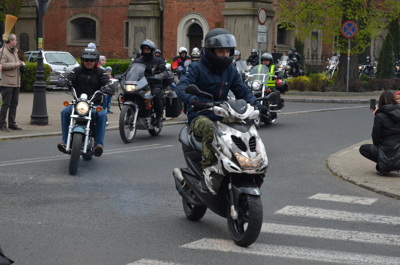 Poświęcone zaryczały (zdjęcia)