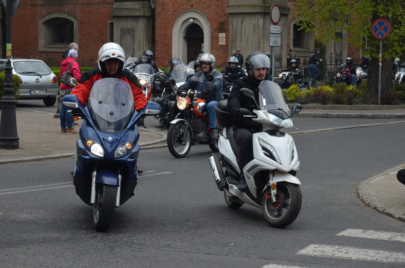 Poświęcone zaryczały (zdjęcia)