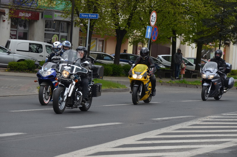 Poświęcone zaryczały (zdjęcia)