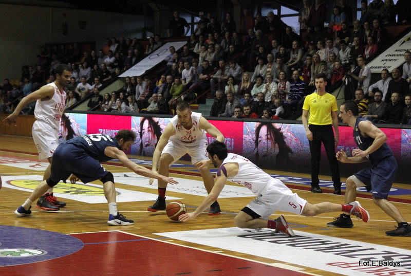 Koniec rywalizacji pod koszami (zdjęcia)