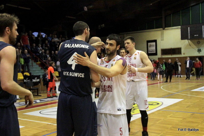 Koniec rywalizacji pod koszami (zdjęcia)