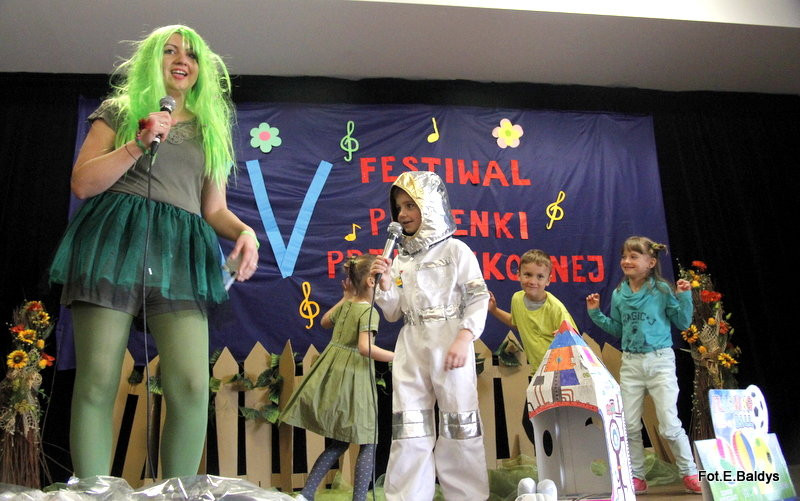 XV Festiwal Piosenki w PM 13 (zdjęcia)