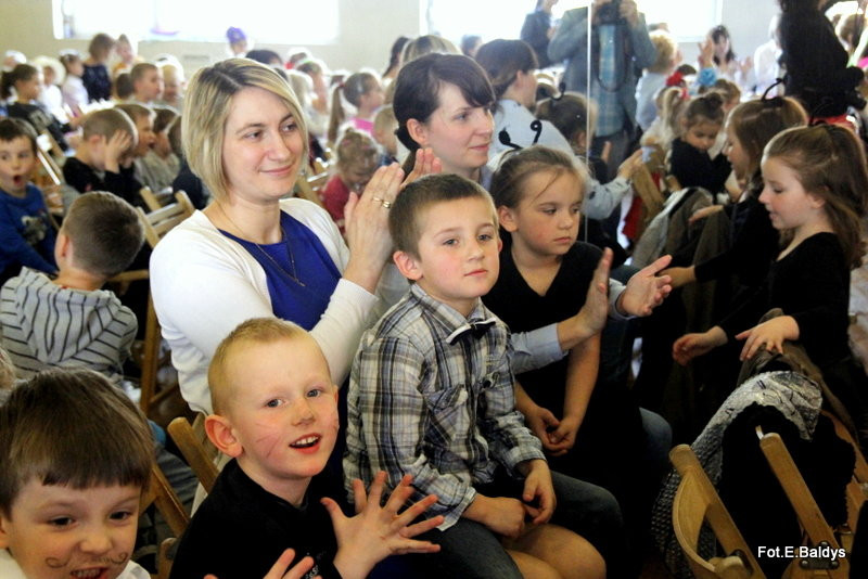 XV Festiwal Piosenki w PM 13 (zdjęcia)