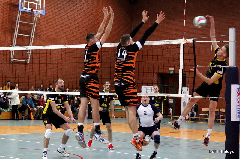 Zwycięstwo na początek! (zdjęcia)