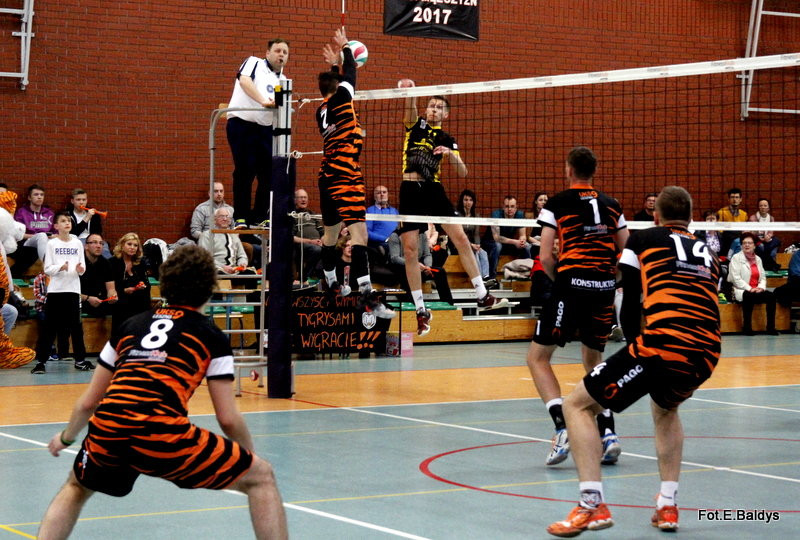 Zwycięstwo na początek! (zdjęcia)