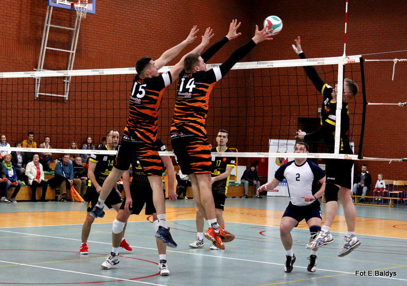 Zwycięstwo na początek! (zdjęcia)