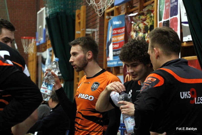 Zwycięstwo na początek! (zdjęcia)