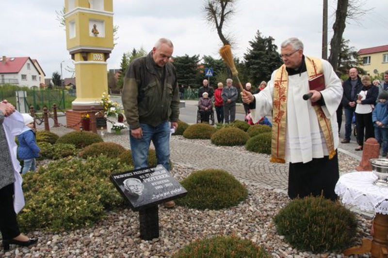 Rondo imienia wielkiego społecznika (zdjęcia)