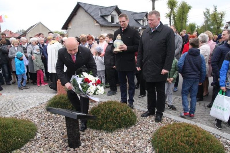 Rondo imienia wielkiego społecznika (zdjęcia)