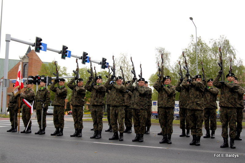 Święto Konstytucji 3 Maja w Lesznie (zdjęcia)