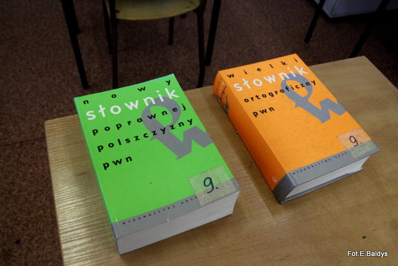 Maturzyści piszą język polski  (zdjęcia)