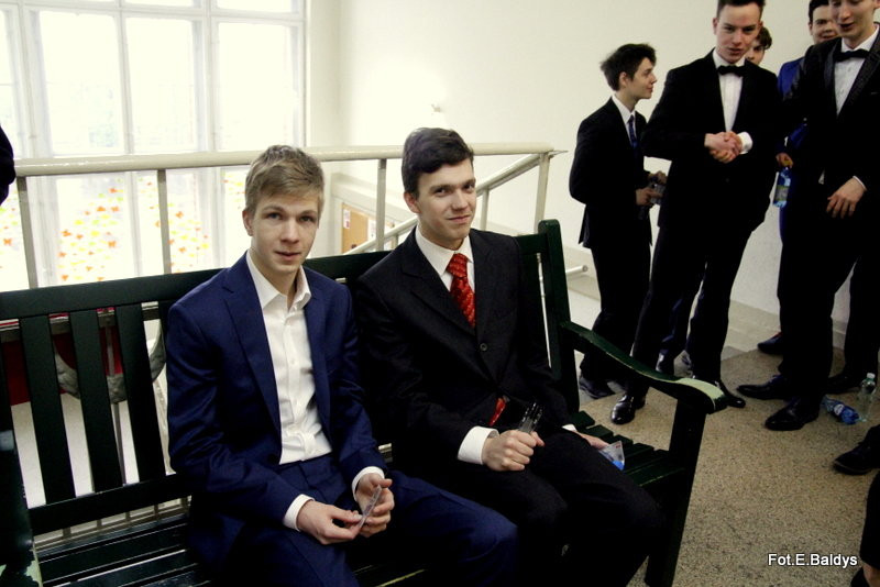 Maturzyści piszą język polski  (zdjęcia)