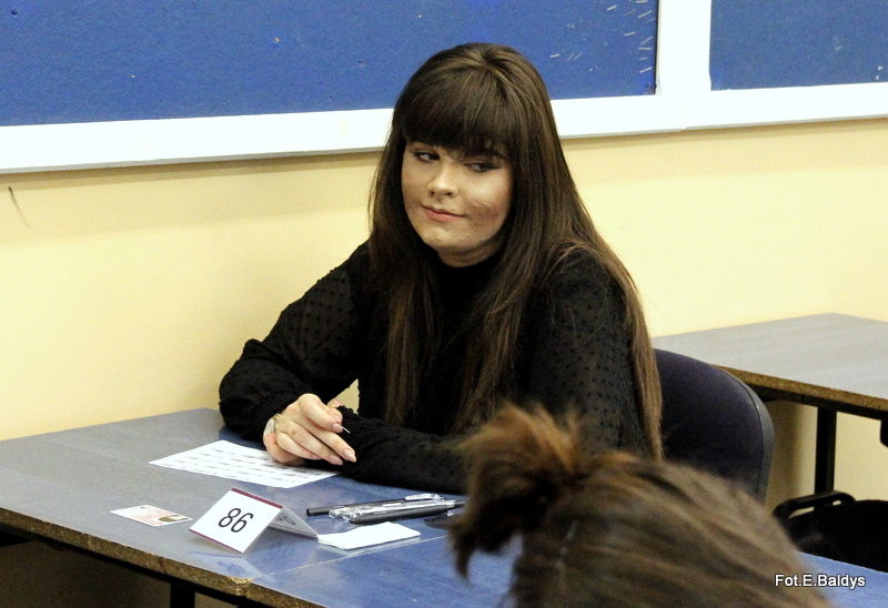 Maturzyści piszą język polski  (zdjęcia)