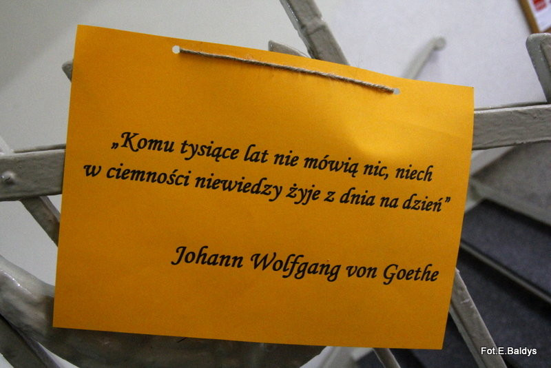 Maturzyści piszą język polski  (zdjęcia)