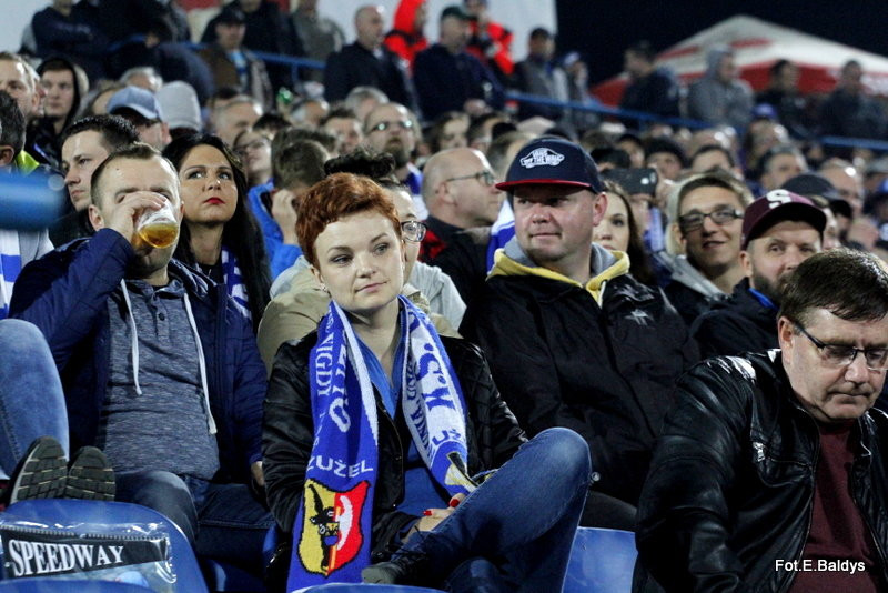 Zobacz siebie na meczu Unia Leszno-Sparta Wrocław