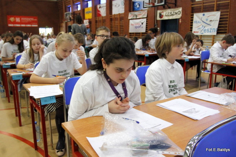 Matematyczny rekord w SP 13 (zdjęcia i film)