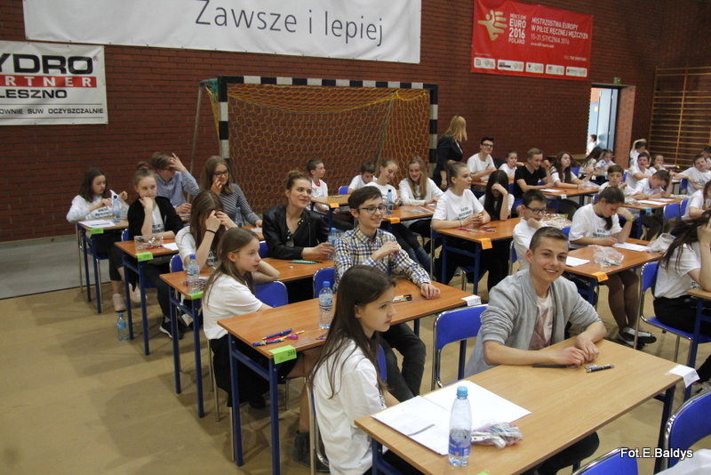 Matematyczny rekord w SP 13 (zdjęcia i film)