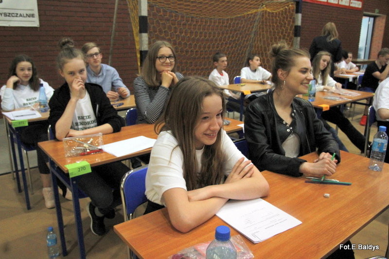 Matematyczny rekord w SP 13 (zdjęcia i film)