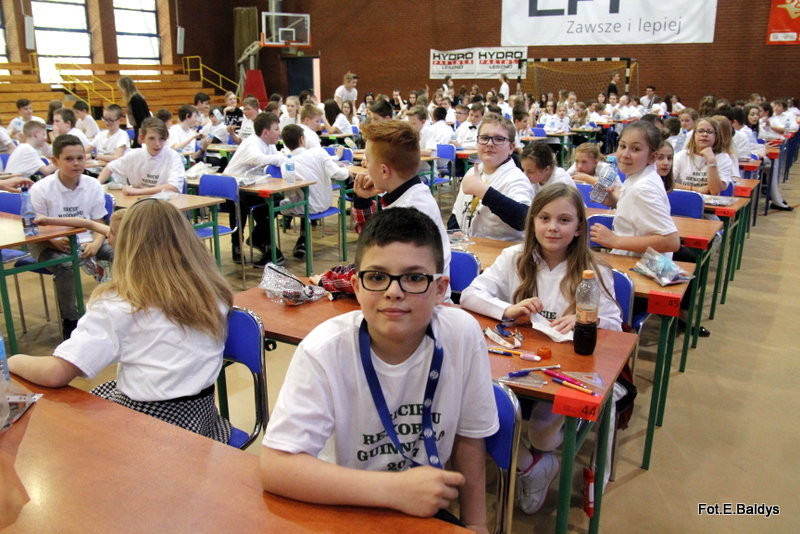 Matematyczny rekord w SP 13 (zdjęcia i film)