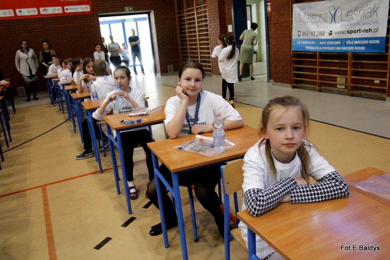 Matematyczny rekord w SP 13 (zdjęcia i film)