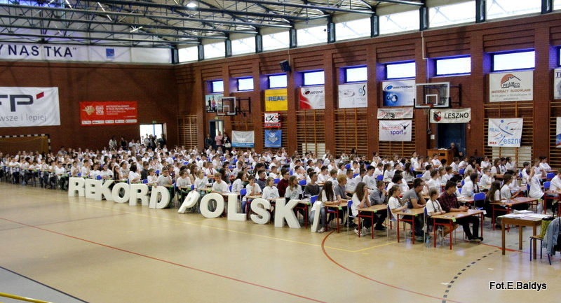 Matematyczny rekord w SP 13 (zdjęcia i film)