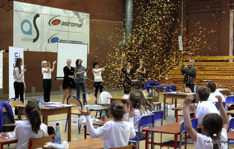 Matematyczny rekord w SP 13 (zdjęcia i film)