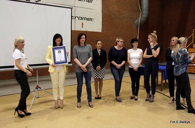 Matematyczny rekord w SP 13 (zdjęcia i film)